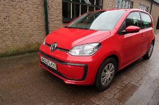 Unfall Kfz Roller Volkswagen Up 1.0 BMT Move up 2019/4