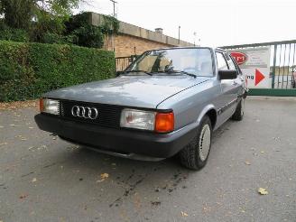 Auto incidentate Audi 80  1985/4