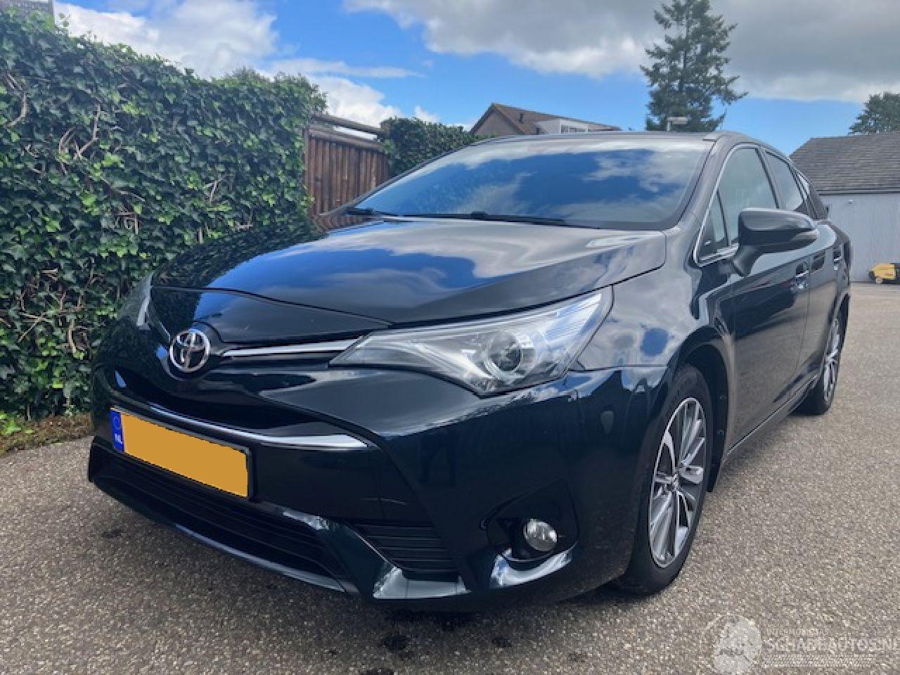 Toyota Avensis 1.6 D4D TOURING SPORTS F LEASE PRO