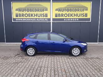Ford Focus 1.0 Lease Edition picture 4
