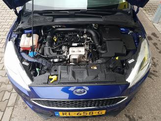 Ford Focus 1.0 Lease Edition picture 25