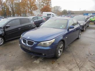 uszkodzony samochody osobowe BMW 5-serie 5 serie (E60), Sedan, 2003 / 2010 530d 24V 2003/9