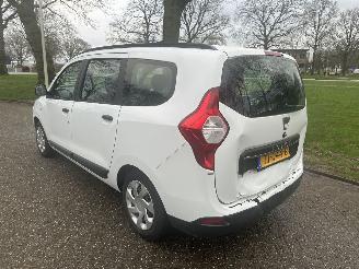 Dacia Lodgy 1.2 picture 2