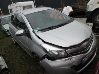 Coche accidentado Toyota Yaris  2014/1