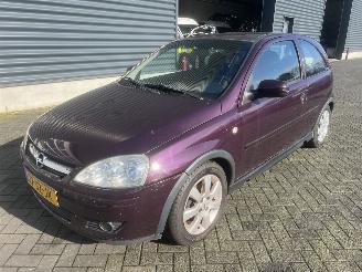 damaged commercial vehicles Opel Corsa -C 2006/6