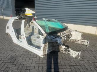 Damaged car Volkswagen Golf Golf VII (AUA), Hatchback, 2012 / 2021 2.0 TDI 16V 2012/11
