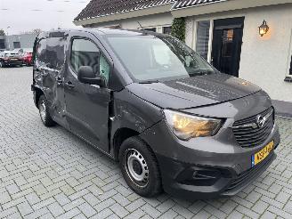 Unfallwagen Opel Combo 1.5D L1H1 Edition N.A.P PRACHTIG!!! 2022/9