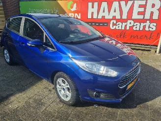 damaged scooters Ford Fiesta 1.6tdci lease titanium 2014/2