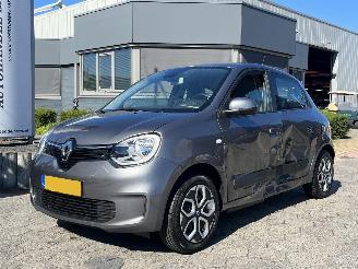 damaged commercial vehicles Renault Twingo Z.E. R80 Collection 2022/12