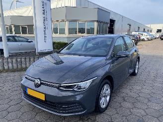 Vaurioauto  commercial vehicles Volkswagen Golf 1.0 TSI Life Business 2021/8
