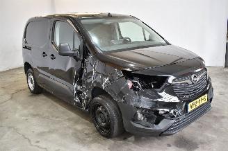 uszkodzony maszyny Opel Combo 1.5D L1H1 Edition 2022/5