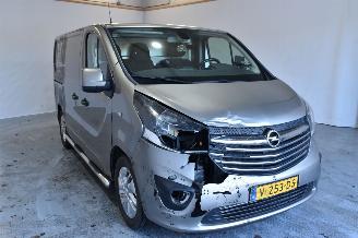 Vaurioauto  caravans Opel Vivaro -B 2017/2