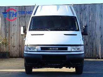 Iveco Daily 35C12 2.3 HPi L3H2 3-Persoons Trekhaak 85KW Euro 3 picture 6