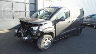 Coche accidentado Opel Combo Combo Cargo, Van, 2018 1.6 CDTI 100 2019