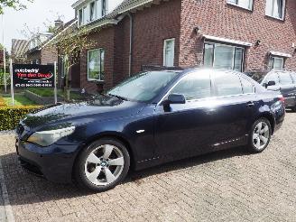 damaged commercial vehicles BMW 5-serie 520i Executive 2005/1