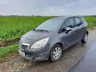 uszkodzony lawety Opel Meriva B 1.4 16V 2012/1