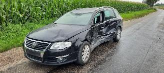 uszkodzony samochody osobowe Volkswagen Passat 1.9 tdi 2007/9