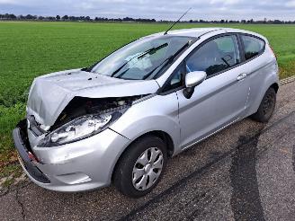 damaged commercial vehicles Ford Fiesta 1.25 2011/4