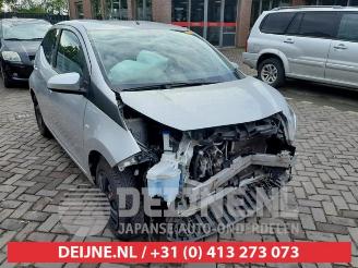 skadebil auto Toyota Aygo Aygo (B40), Hatchback, 2014 1.0 12V VVT-i 2017/4