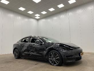 skadebil bedrijf Tesla Model 3 Standard Plus 60 kWh RWD 2019/12