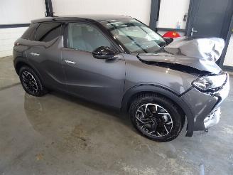Schade motor DS Automobiles DS 3 Crossback 1.2 THP AUTOMAAT 2019/12