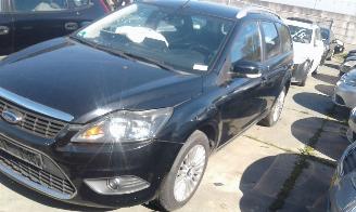 damaged commercial vehicles Ford Focus  2009/2