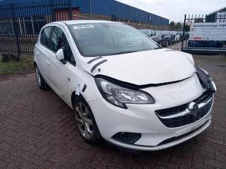 Voiture accidenté Opel Corsa-E Corsa E, Hatchback, 2014 1.4 16V 2015/5