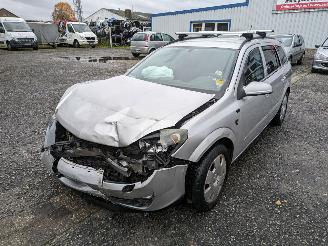 danneggiata veicoli industriali Opel Astra 1.6  Caravan 2006/5