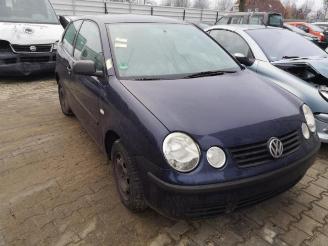 Salvage car Volkswagen Polo Polo IV (9N1/2/3), Hatchback, 2001 / 2012 1.2 2002/0