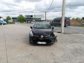 Vaurioauto  commercial vehicles Renault Clio  2016/9
