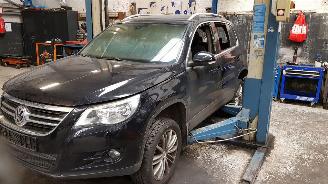 damaged commercial vehicles Volkswagen Tiguan Tiguan 1,4 TSI Sport&Style 4 Motion 2008/11