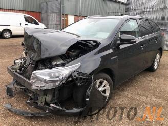 disassembly commercial vehicles Toyota Auris Auris Touring Sports (E18), Combi, 2013 / 2018 1.8 16V Hybrid 2015/7