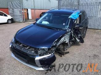škoda osobní automobily Mitsubishi Outlander Outlander (GF/GG), SUV, 2012 2.0 16V 4x2 2015/8