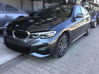damaged commercial vehicles BMW 3-serie 320d 2019/12