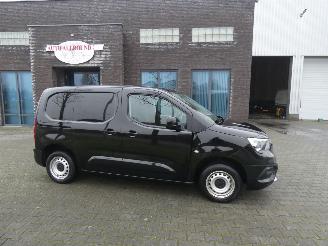 damaged motor cycles Opel Combo 1.5D L1H1 EDITION 2021/5
