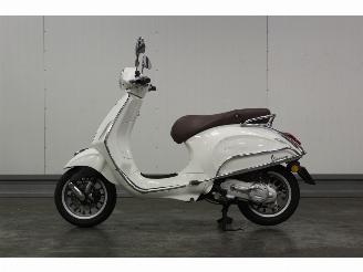 dommages scooters Vespa  Primavera 4T. BROM schade 2017/0