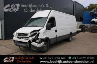 dommages autobus Iveco Daily New Daily IV, Van, 2006 / 2011 40C15V, 40C15V/P 2011/1