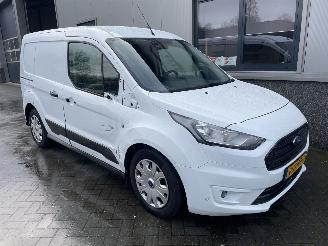 Schade motor Ford Transit Connect 1.5 EcoBlue Trend Automaat 2022/2