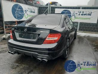 uszkodzony samochody osobowe Mercedes C-klasse C-Klasse AMG (W204), Sedan, 2008 / 2014 6.2 C-63 AMG V8 32V 2013/6