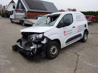 uszkodzony samochody osobowe Peugeot Partner Partner (EF/EU), Van, 2018 1.5 BlueHDi 100 2023/4