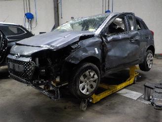 Salvage car Hyundai I-20 i20 (GBB) Hatchback 1.2i 16V (G4LA) [62kW]  (11-2014/08-2020) 2016/5