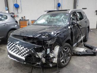 Salvage car Hyundai Santa Fe Santa Fe IV SUV 1.6 T-GDI Hybrid (G4FT) [169kW]  (08-2020/...) 2021/5