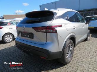 damaged commercial vehicles Nissan Qashqai 1.3 mHEV Acenta X Automaat 116kw 2022/8