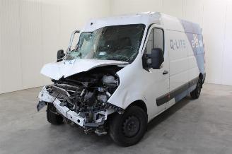 Schade bestelwagen Renault Master  2019/6