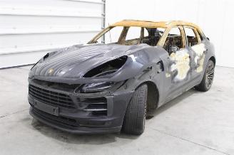 disassembly passenger cars Porsche Macan  2019/7