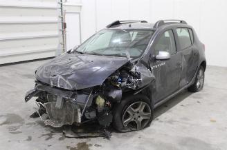 Damaged car Dacia Sandero  2020/2