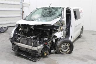damaged commercial vehicles Peugeot Expert  2020/4