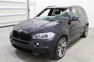 damaged commercial vehicles BMW X5  2016/5