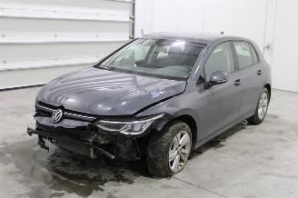 damaged passenger cars Volkswagen Golf  2020/8