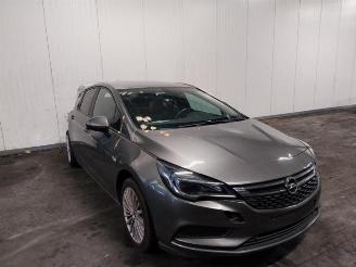 dommages remorques/semi-remorques Opel Astra Astra K, Hatchback 5-drs, 2015 / 2022 1.0 Turbo 12V 2018/1